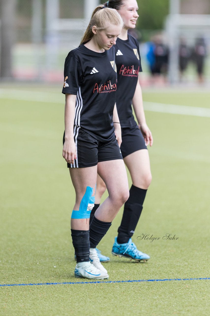 Bild 261 - wBJ SC Condor - VfL Pinneberg : Ergebnis: 3:2